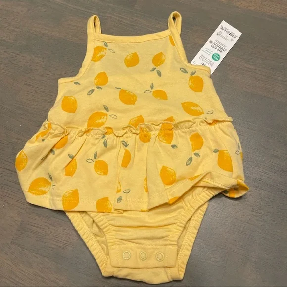 🎀 NEW! • Carters • 5️⃣ Onesies/bodysuit bundle ⭐️ | 3 months - Picture 2 of 11